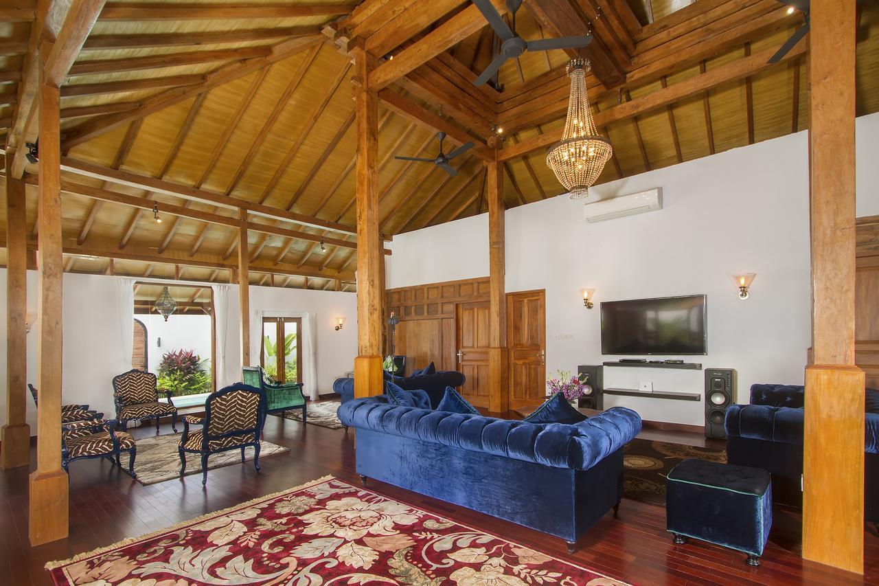Villa Joglo Jagat Seminyak Exterior foto